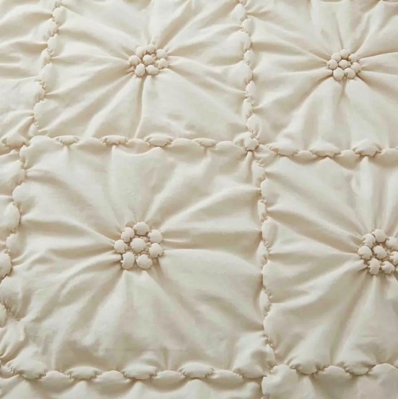 King Size Bed Comforter Set Cream Beige Ruffle Shabby Cottage Chic Bedding New - Picture 5 of 8